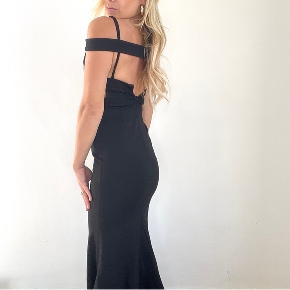 Lovers & Friends Black Cut Out Trumpet CeCe Gown - Picture 14 of 16